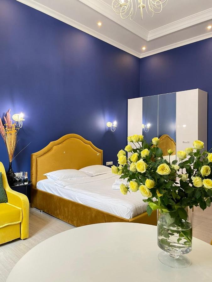 Royal Apartment On Slovatskogo 8 Lviv Buitenkant foto